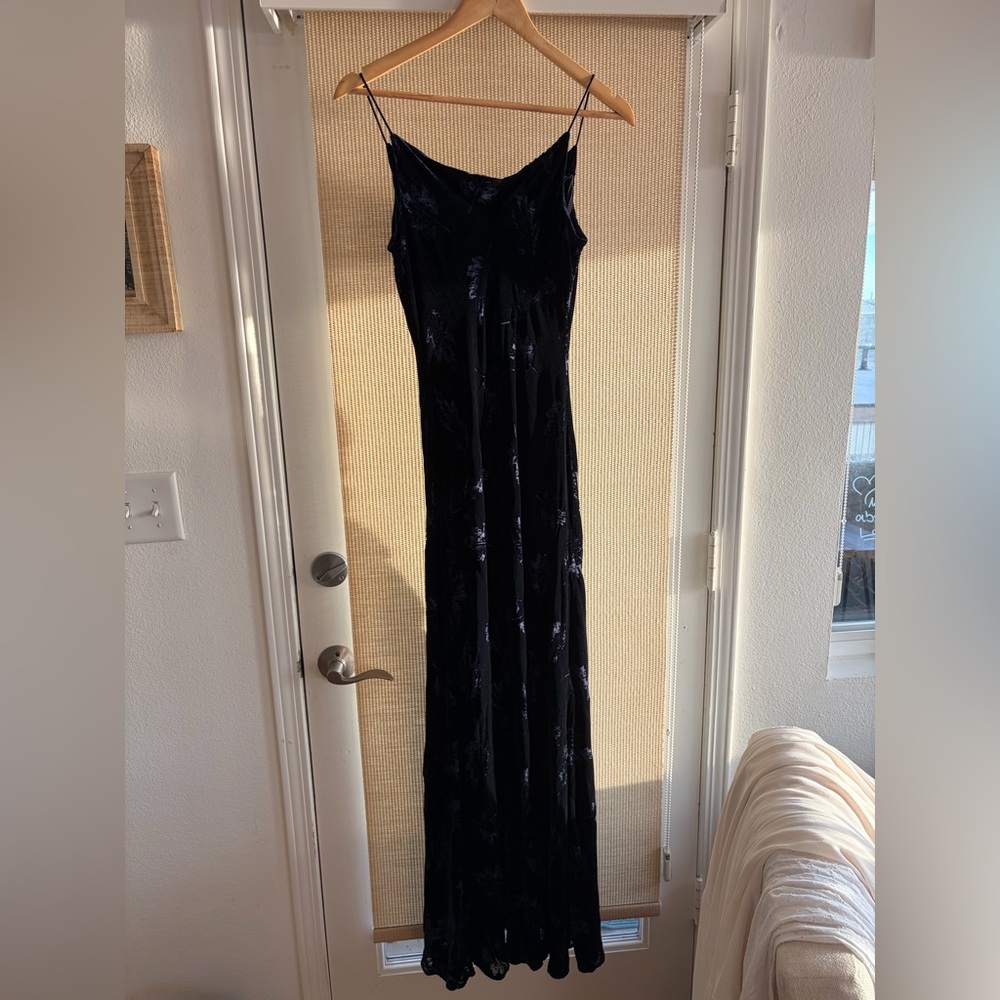 Silk and Velvet Midnight Blue Floral Maxi Dress - Picture 4 of 7